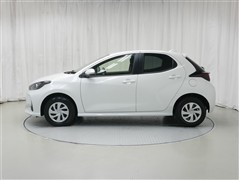 ヤリス X 4WD