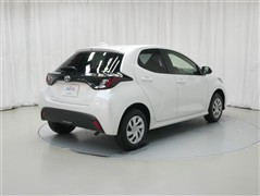 ヤリス X 4WD