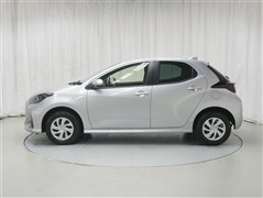 ヤリス X 4WD