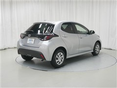 ヤリス X 4WD