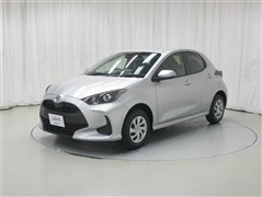 トヨタ ヤリス X 4WD