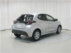 ヤリス X 4WD