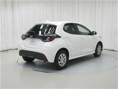 ヤリス X 4WD