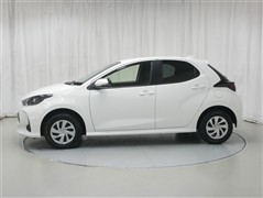 ヤリス X 4WD