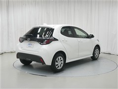 ヤリス X 4WD