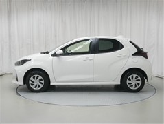ヤリス X 4WD