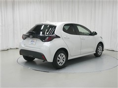 ヤリス X 4WD