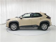 ヤリスクロス ハイブリッド G