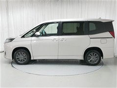 ノア ハイブリッド Z