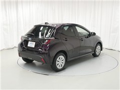 ヤリス ハイブリッド X