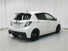 ヴィッツ GR SPORT GR