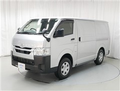 ハイエースV DX ルートバン