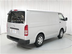 ハイエースV DX ルートバン
