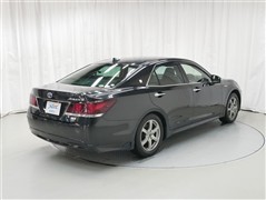 クラウンアスリート HV アスリートS4