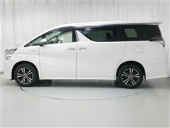 ヴェルファイアハイブリッド ZR