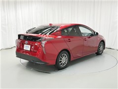 プリウス A プレミアムツーリング