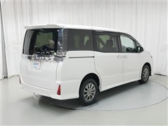 ヴォクシー ZS キラメキ3