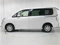 ヴォクシー X Lエディション