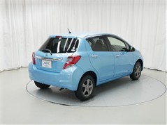 ヴィッツ F LEDエディション