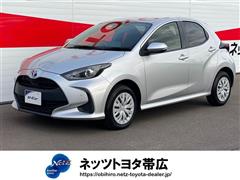 ヤリス ハイブリッド X 4WD