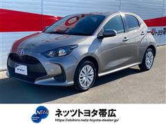 ヤリス ハイブリッド X 4WD