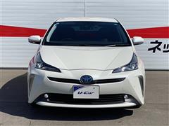 プリウス A ツーリングセレ 4WD