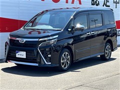 トヨタ ヴォクシー ZS キラメキ3 4WD