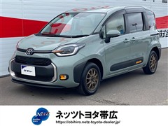トヨタ シエンタ ハイブリッド Z  4WD
