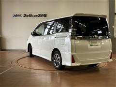 ヴォクシー ZS
