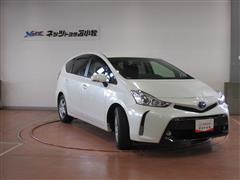 プリウスアルファ S