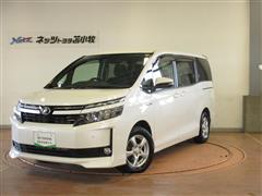 トヨタ　ヴォクシー HV V