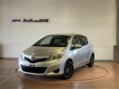 トヨタ ヴィッツ F