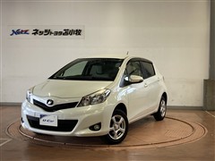 トヨタ ヴィッツ 1.3 F 4WD