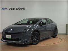 プリウス Z E-Four