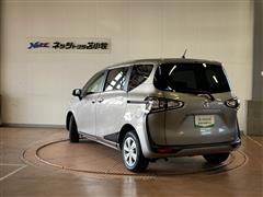 シエンタ X 4WD