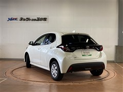ヤリス X 4WD