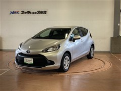 トヨタ AQUA X E-Four