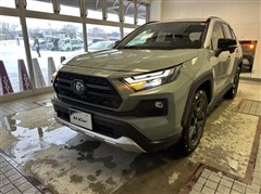 トヨタ　RAV4 HV アドベンチャー