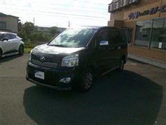 トヨタ ヴォクシー ZS