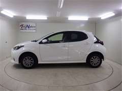 ヤリス X