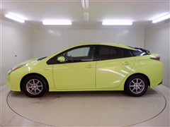 プリウス A ツーリングセレクション