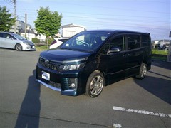 ヴォクシー ZS