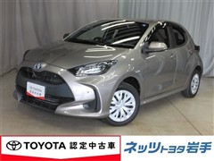 トヨタ ヤリス HV G 4WD