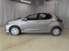 ヤリス HV G 4WD
