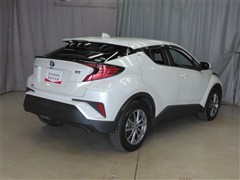 C-HR HV G 2WD