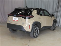 ヤリスクロス HV Z 4WD