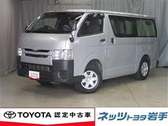 トヨタ ハイエースバン DX 4WD