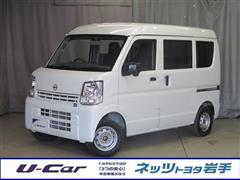 日産 NV100クリッパーバンDX 4WD