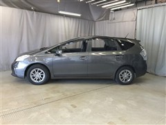 プリウスアルファS チューン B 2W