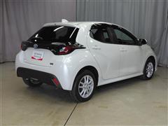 ヤリス ハイブリッド G 4WD